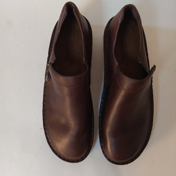 NAOT Brown Leather Zip Ankle Fashion Boots Bootie Shoe Clogs Size 42 EUR 9 US - Picture 2 of 14